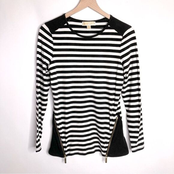 MICHAEL Michael Kors Black and White Striped Zipper Accent Top Small - Picture 1 of 9